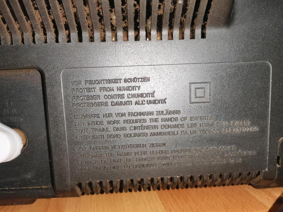 DDR Fernseher DDR Farbfernseher ROBOTRON  Color-Vision RC9140 in Forst (Lausitz)
