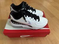 Nike Airmax Größe 41 neu mit Karton Bremen - Gröpelingen Vorschau