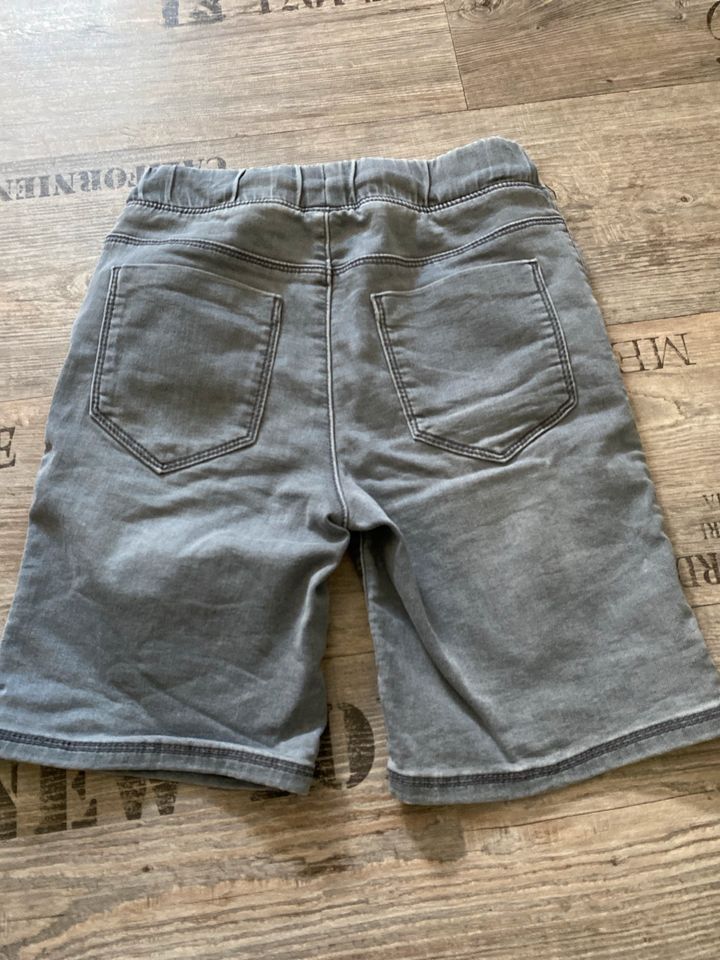 Jeans Shorts in Rosenfeld