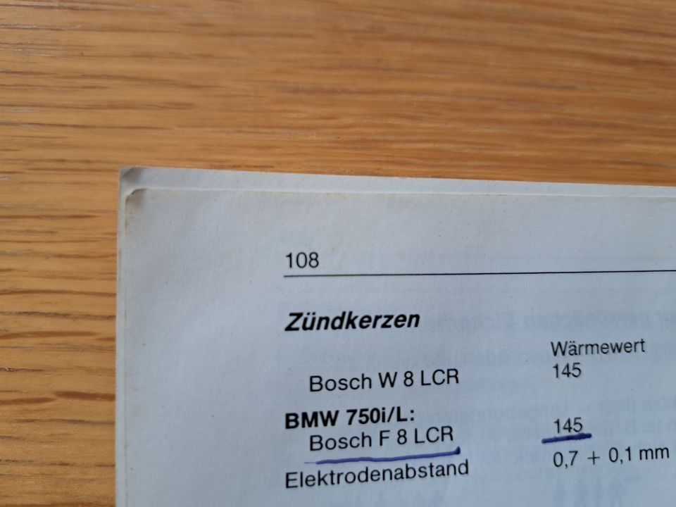 BMW E32 7er Betriebsanleitung 730 735 750 in Nordheim am Main