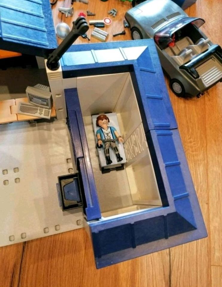 Playmobil Set Polizei Polizeistation Gefängnis mit viel Zubehör in Vogelsdorf