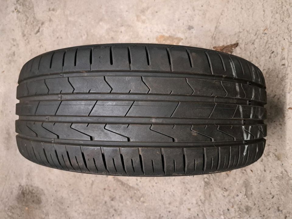 Sommerreifen Hankook 225/45R18 95W 6,5 mm 1Stück in Lahnstein