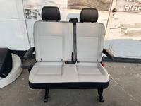 2er Sitz Sitzbank VW T5 T6 Klappbar Isofix Nordrhein-Westfalen - Hilden Vorschau