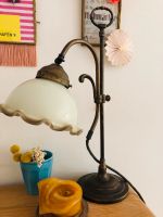 Süße kleine Vintage Lampe Antik ❤️ Köln - Merkenich Vorschau
