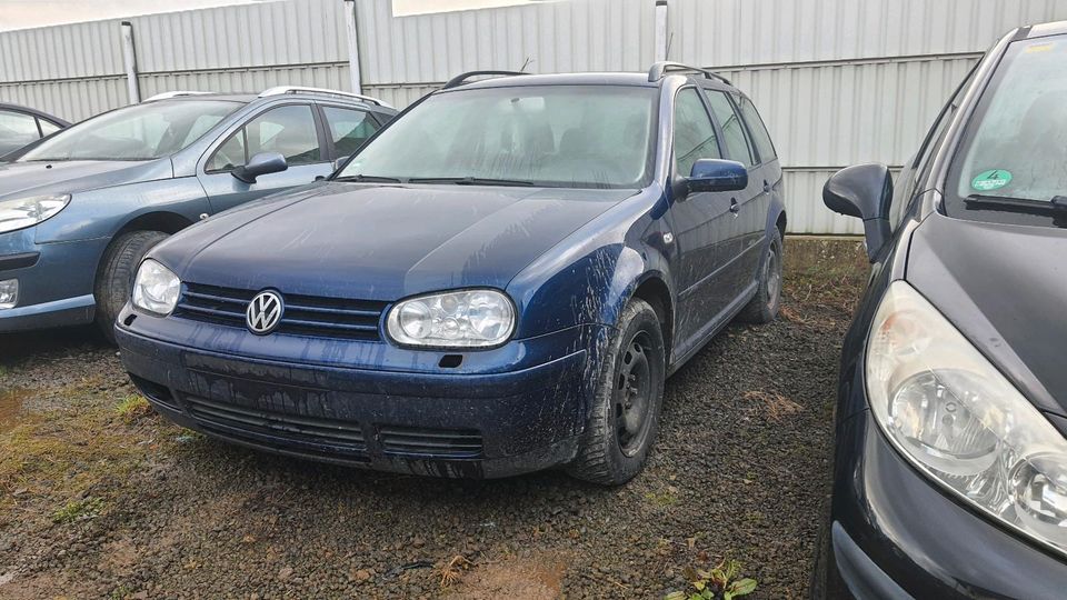 VW Golf 4 IV Rückleuchte hinten links Fahrerseite. in Gelenberg