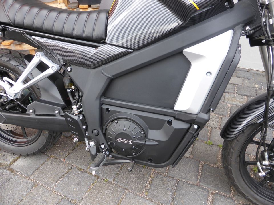 ELEKTRO MOTORRAD HORWIN CR6 CARBON 6200W 100KMH  ANGEBOT NP.5999€ in Halle