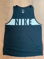 Sport-Top Nike Gr. M Stuttgart - Botnang Vorschau