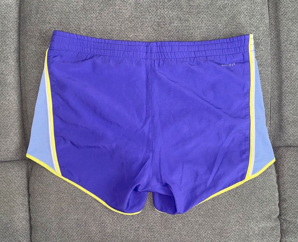 Nike Shorts in Göttingen