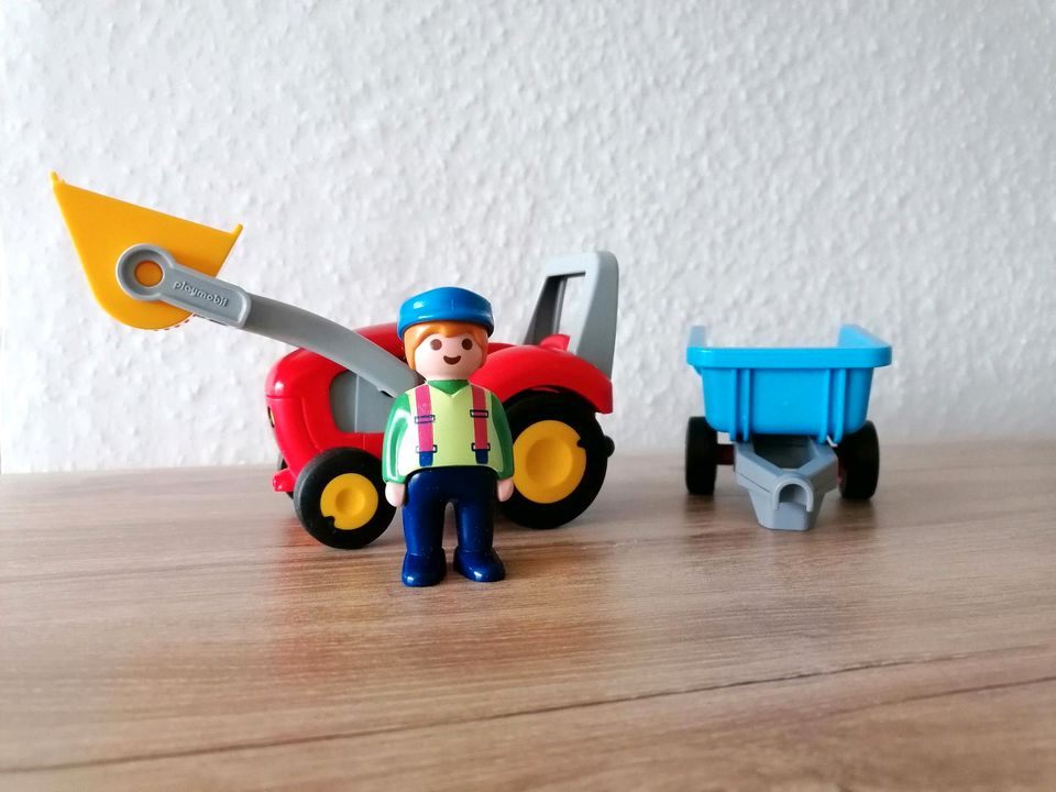 Playmobil Traktor mit Anhänger in Schenklengsfeld