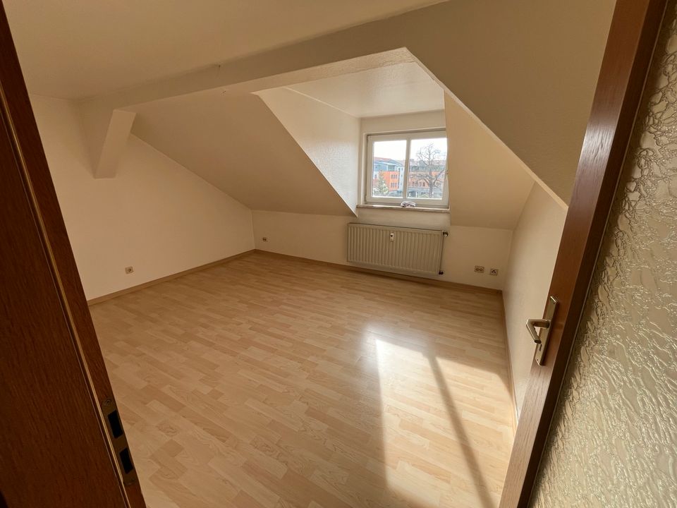 3 Zimmer Wohnung  Küche  Bad  65 qm in Mühlhausen