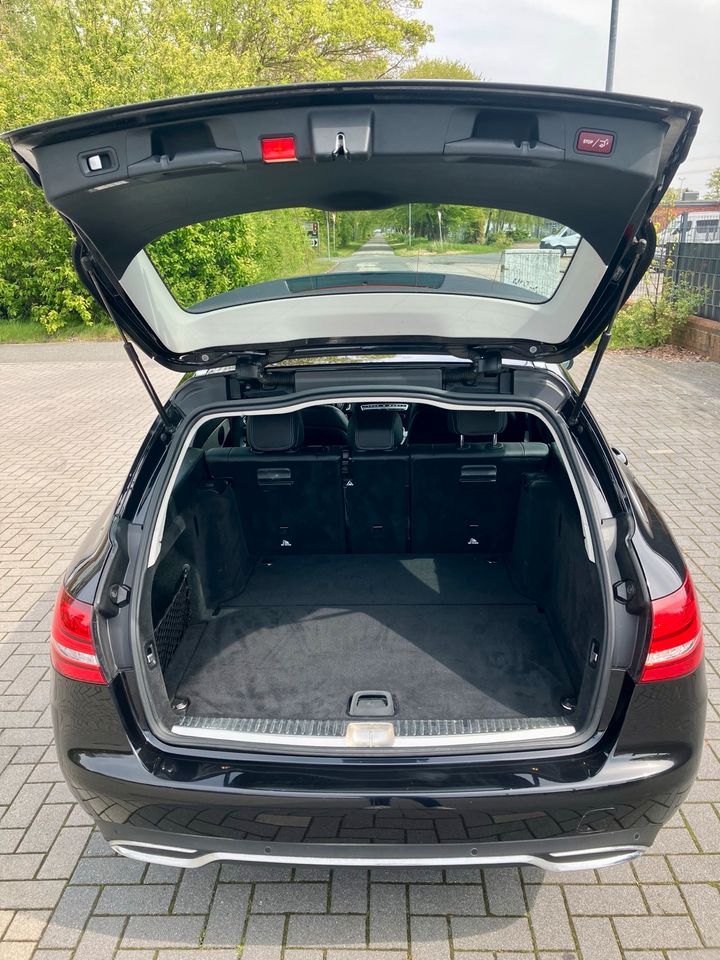 Mercedes C 180 T Avantgarde - scheckheftgepflegt/TÜV+Service neu in Wilhelmshaven