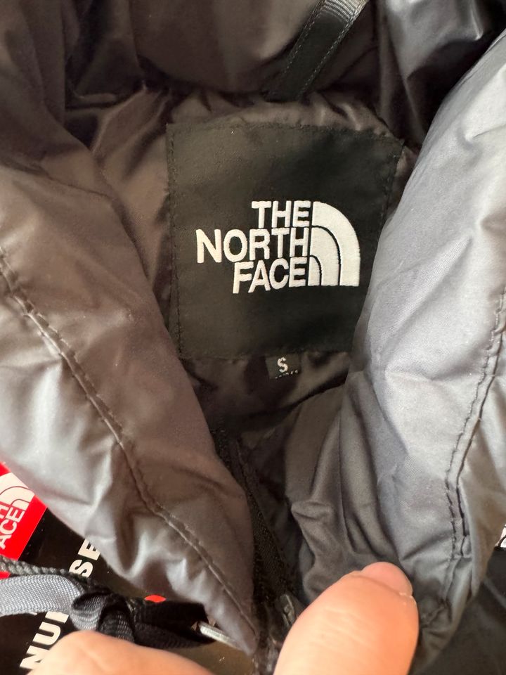 The North Face (Tnf) Weste Schwarz/Weiß S NEU in Essen