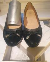 schwarze Lackleder Ballerinas Berlin - Charlottenburg Vorschau