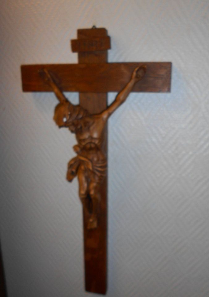 Kruzifix 50 cm x 25 cm Holzkreuz mit 29cm Jesus Gipsfigur in Rees