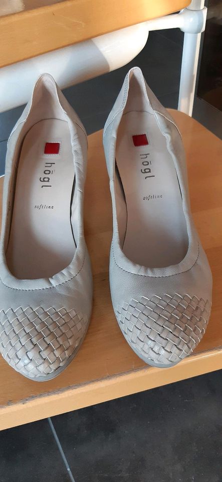 HÖGL bequeme Pumps / Absatzschuhe Stone beige geflochten Gr 38 in Bad Lobenstein