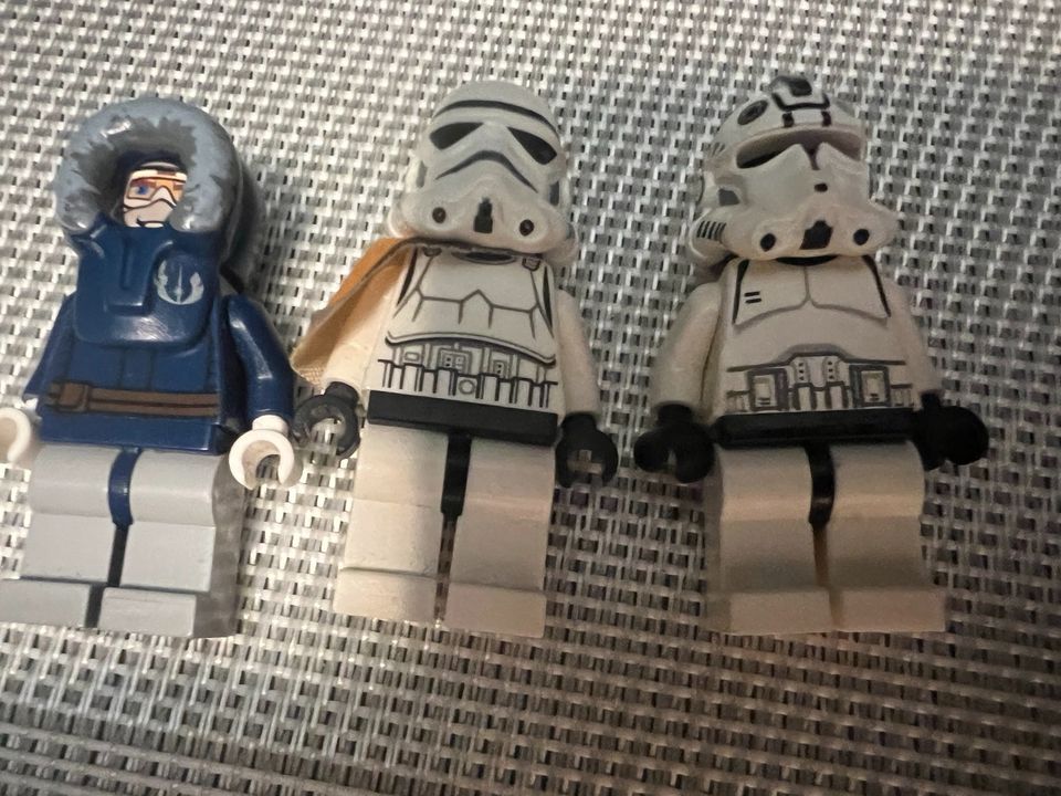 Lego Star Wars Figuren in Essenbach