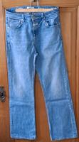 Closed Jeans Candiani eng geschnitten Gr. 28/S Nordrhein-Westfalen - Langenfeld Vorschau