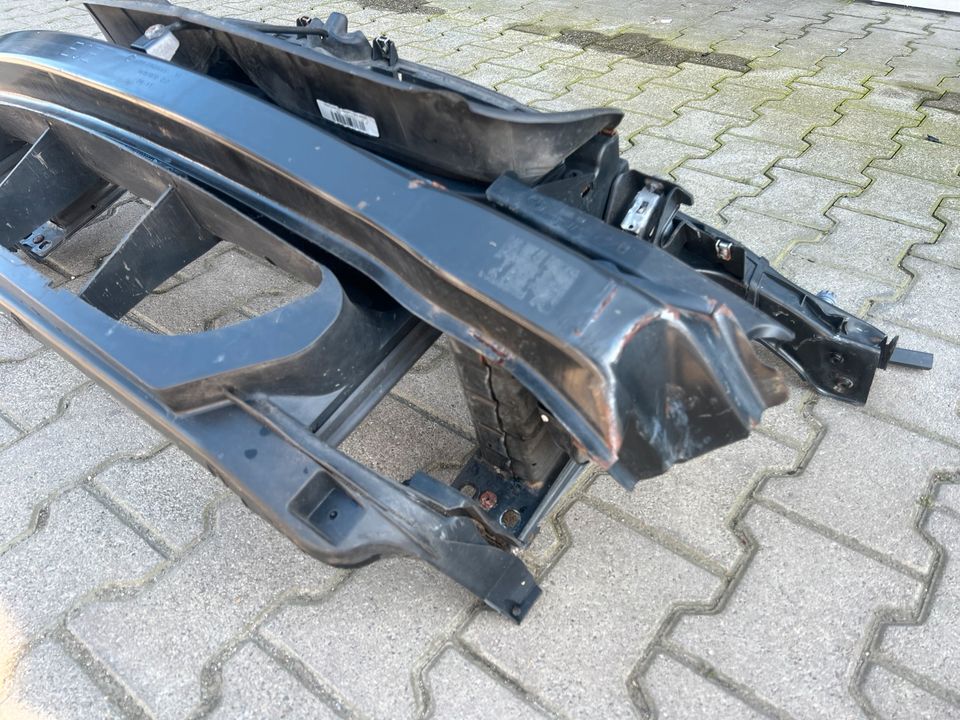 BMW 3er e90 e91 Schloßträger Maske Frontmaske Front Träger in Hückelhoven