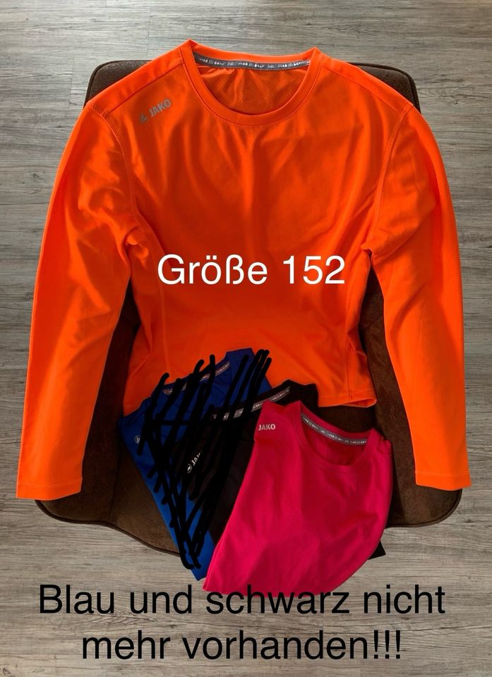 2x Trainings Langarmshirt von Jako in Größe 152 in Bergen