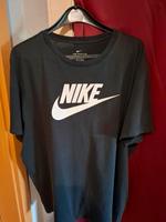 Nike T-shirt in XXL Niedersachsen - Wilhelmshaven Vorschau