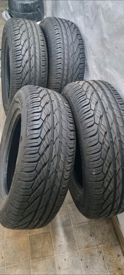 Sommerreifen uniroyal 215/70 R 16/ SUV...NEU in Marburg