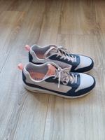 Damen Skechers, weiß m. Rosa und blau, Gr. 41 (US12), wie. NEU Lindenthal - Köln Lövenich Vorschau