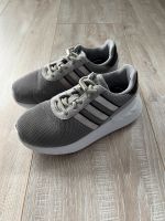 Adidas Sneaker, Gr. 30 Nordrhein-Westfalen - Detmold Vorschau