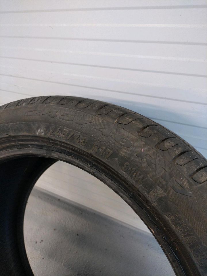 245/40R17 Pirelli Sommereifen in Giesen