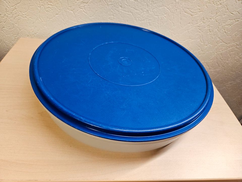 Kuchenbehälter Tupperware in Mühlacker