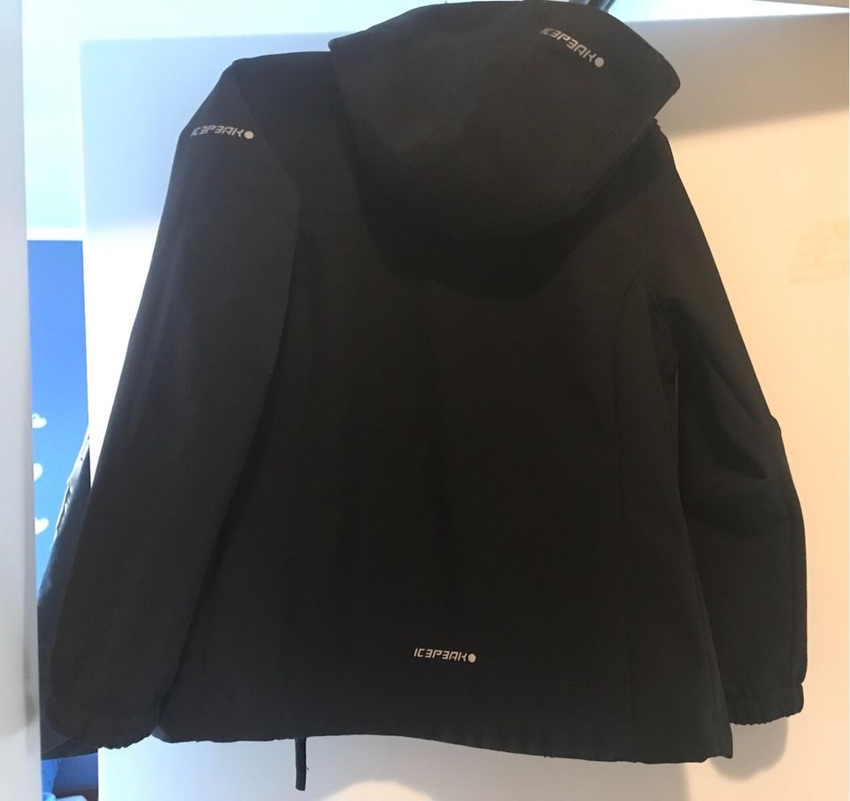 Regenjacke Softshelljacke Icepeak 128 schwarz in Friedrichsdorf