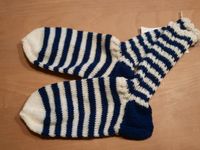 Blau weiße Stricksocken Größe 36-37 Socken gestrickt Opalwolle Nordrhein-Westfalen - Schloß Holte-Stukenbrock Vorschau