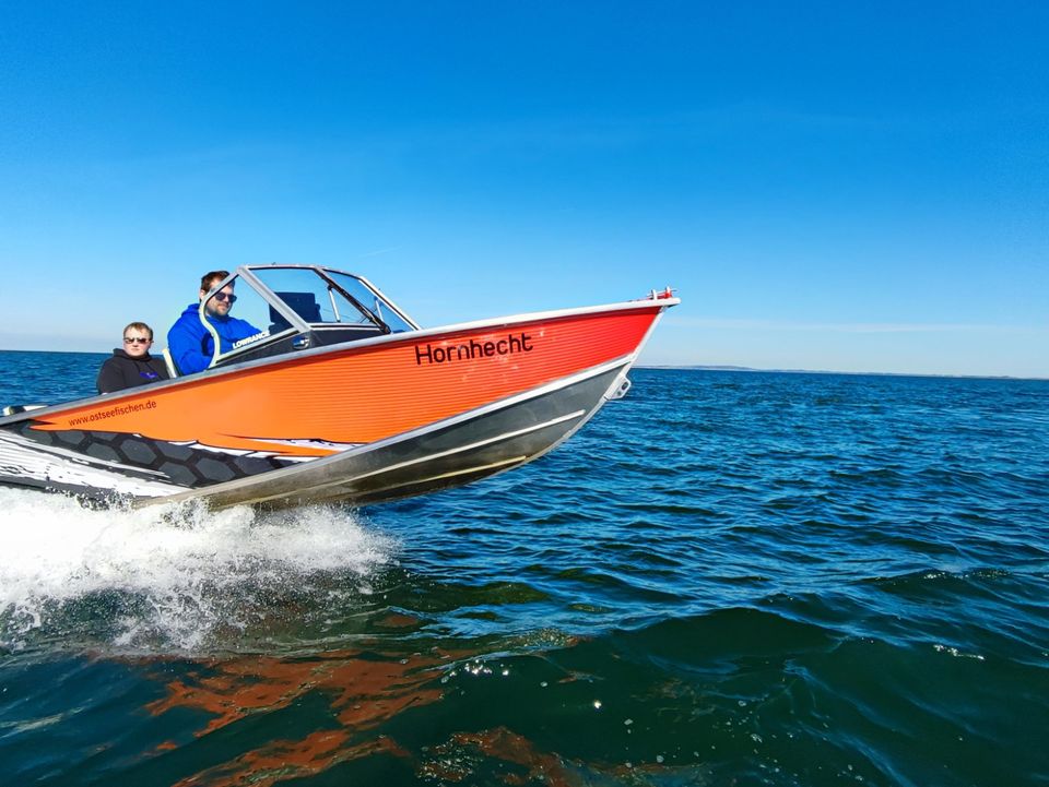 Hornhecht 70PS mit Führerschein Mietboot 6 Stunden Angeln & Fun in Lütjenburg