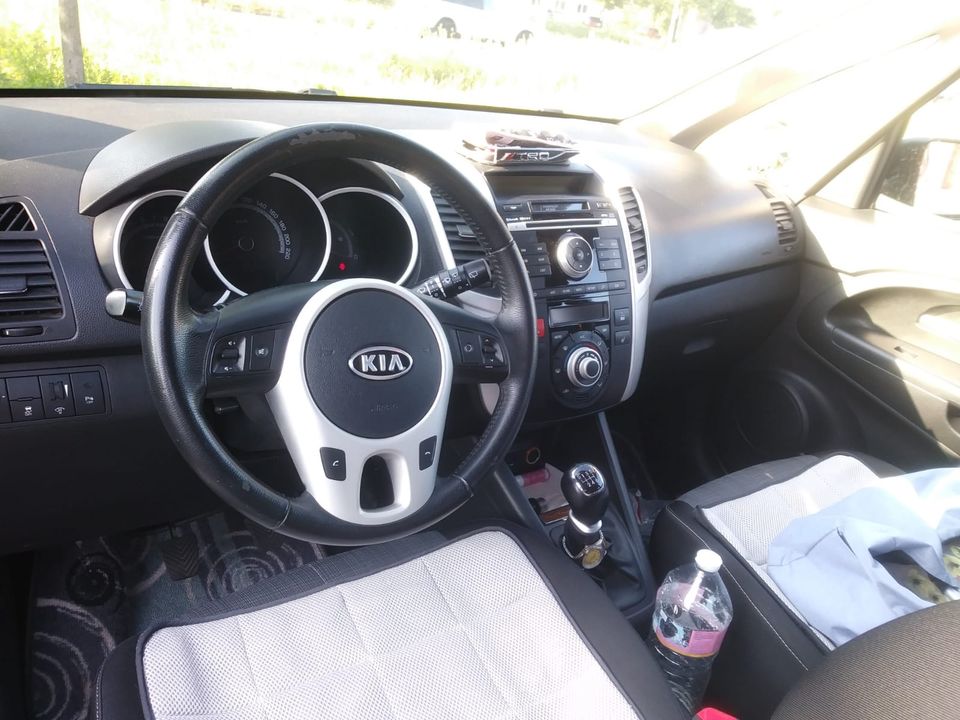 Kia Venga 1,6 CVVT Titanium Collection, Pano, Shz, Vollausst. in Berlin