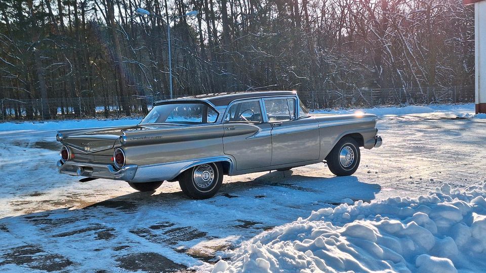 1959 Ford Fairlane 500 R6 223cui in Beelitz