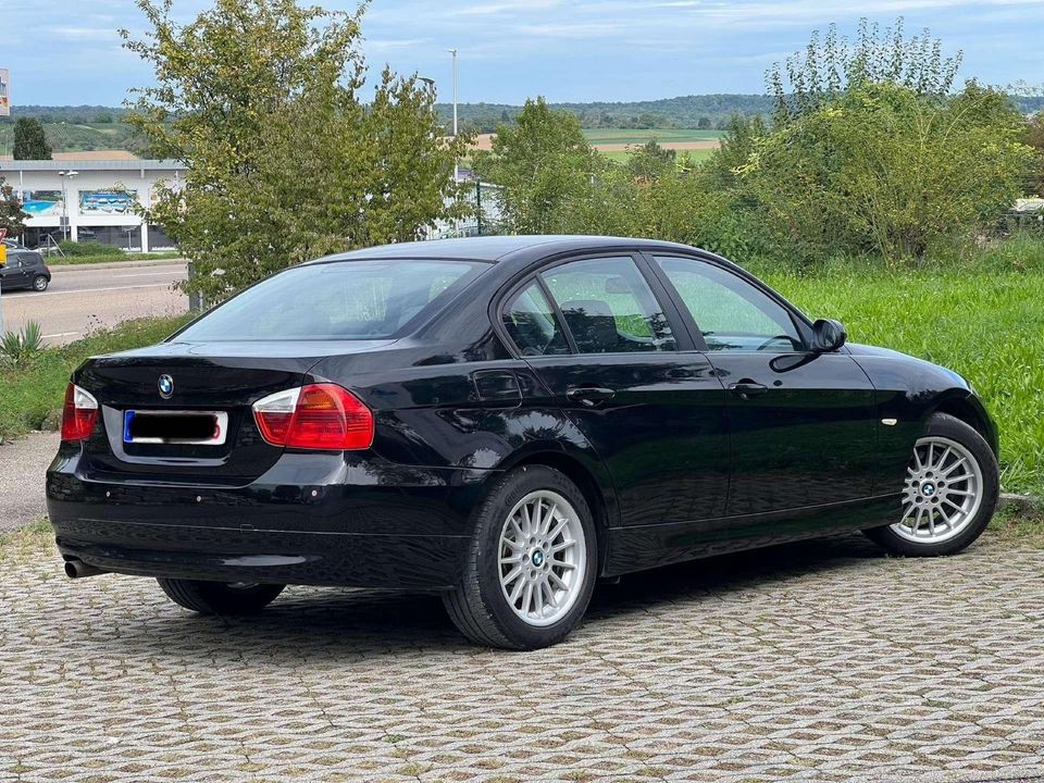 BMW 318 i Lim. (E90) guter Zustand Tüv Neu in Murr Württemberg