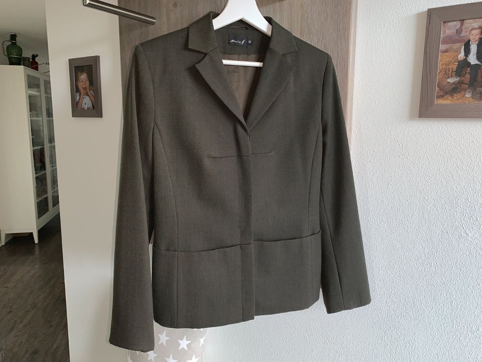 missH Damen Blazer grün Wollmischung Gr. 38 *TOP* in Jörl