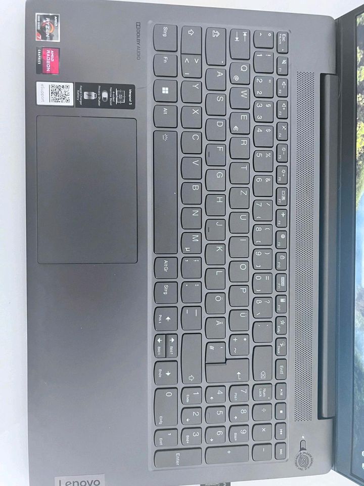 Lenovo IdeaPad 5 "15,6 Zoll 512GB SSD 8GB RAM in Paderborn