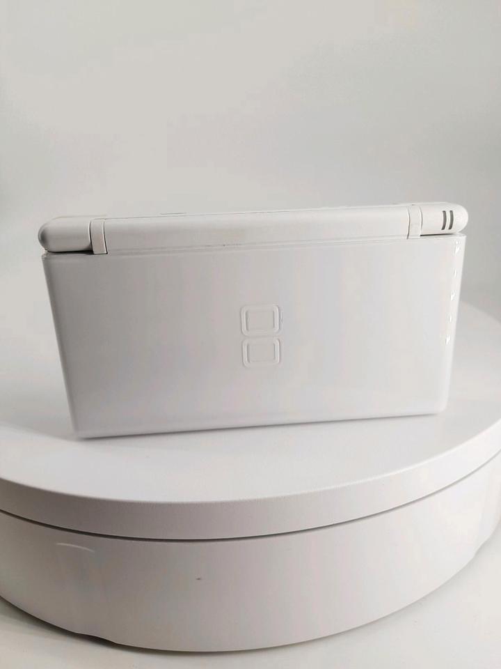 Nintendo DS Lite Konsole Weiß Animal Crossing Wild World | TOP in Hannover