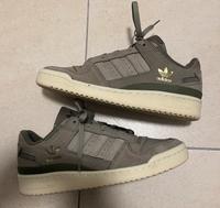 Adidas Sneaker Gr 42 Neuwertig Stuttgart - Stuttgart-West Vorschau