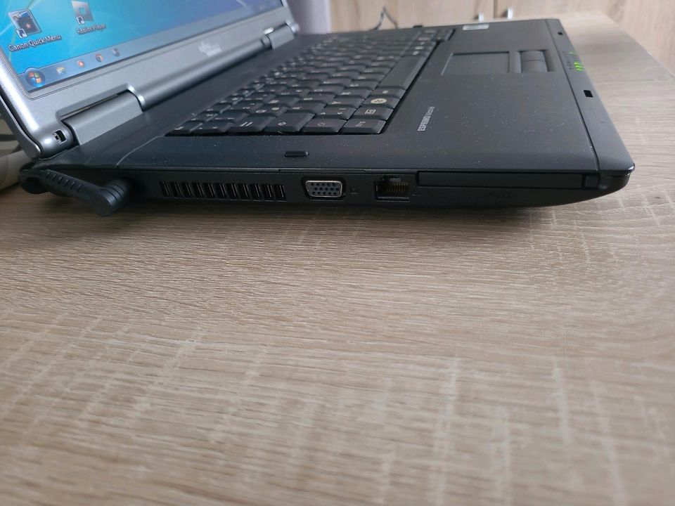 Fujitsu Siemens Esprimo Mobile V 5535 in Treben