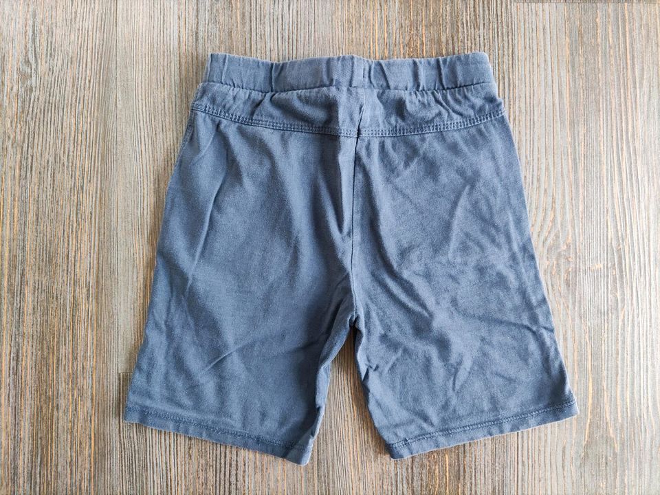 kurze Hose, Jersey-Shorts von s.Oliver, Gr. 122, blau in Dortmund