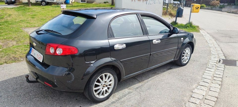 Chevrolet Lacetti*ABS*EFH*BC*Klimaautomatik*AHK* in Raubling