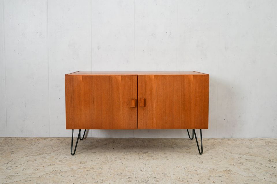 Teak Sideboard Kommode Anrichte Dänisch Vintage 60er Mid Century in Hamburg