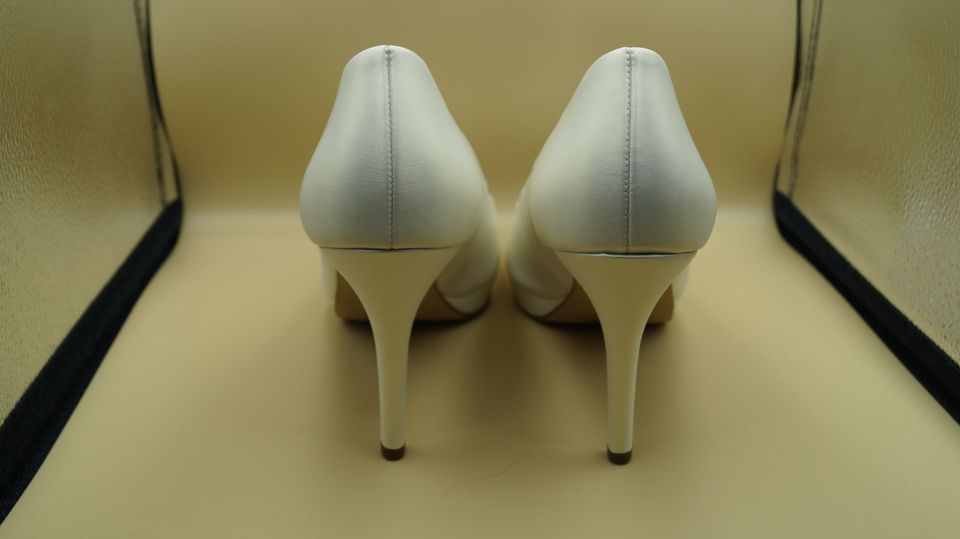 Perlweisse Högl Satin Plateau High Heel Hochzeit Pumps Gr.40 /6,5 in Bad Camberg