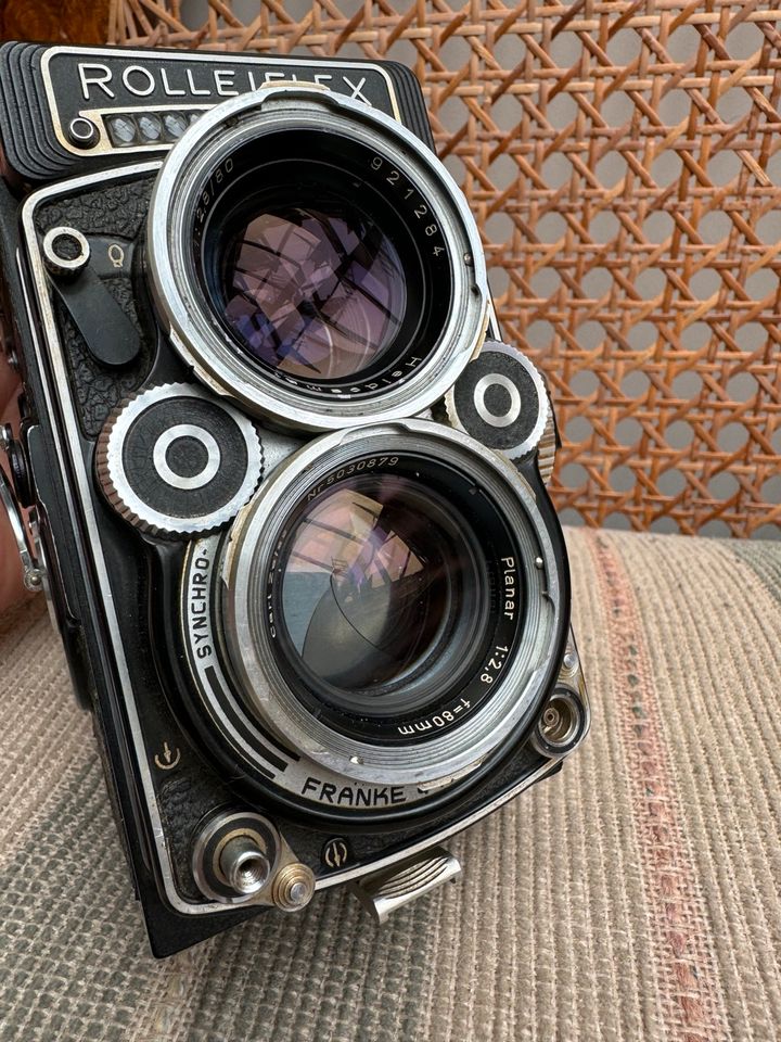 Rolleiflex 2.8F Medium Format 6x6 TLR Camera Carl Zeiss 80mm 2.8 in Oberhausen
