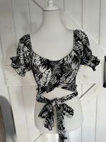 Forever 21 Top Oberteil T-Shirt Crop Schnüren Sachsen-Anhalt - Teuchern Vorschau