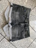 Shors Damen Nordrhein-Westfalen - Bergheim Vorschau