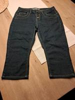 S Oliver Damen Jeans 7/8 dunkel blau Gr 28 wie neu Nordrhein-Westfalen - Bottrop Vorschau