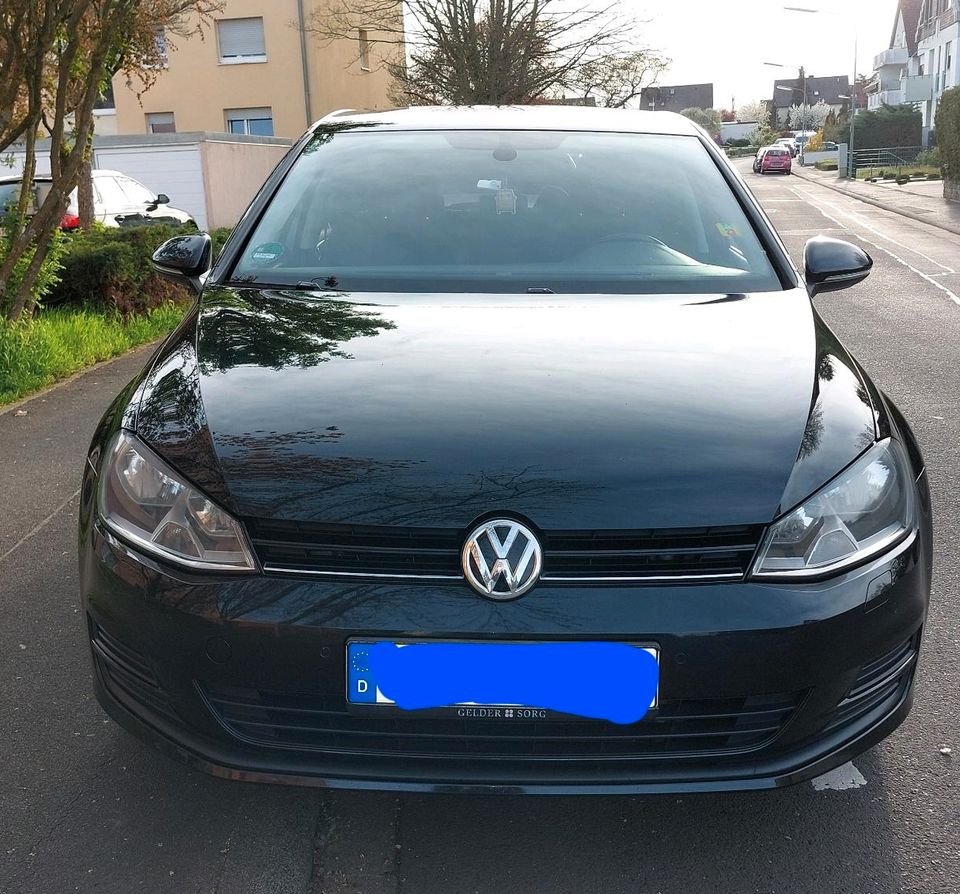 Volkswagen Golf 7 in Sennfeld