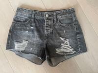 Guess Damen Hotpants XS (Größe 26) Bayern - Augsburg Vorschau